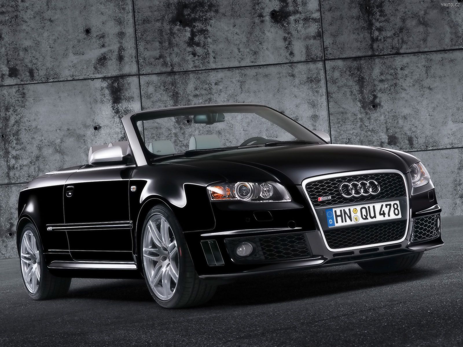 Audi_RS4_Cabriolet_2006_1.jpg