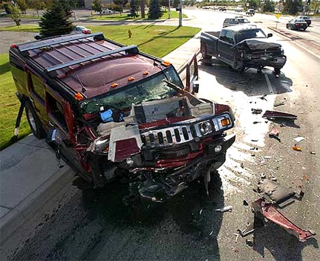 hummer-h2-accident001.jpg